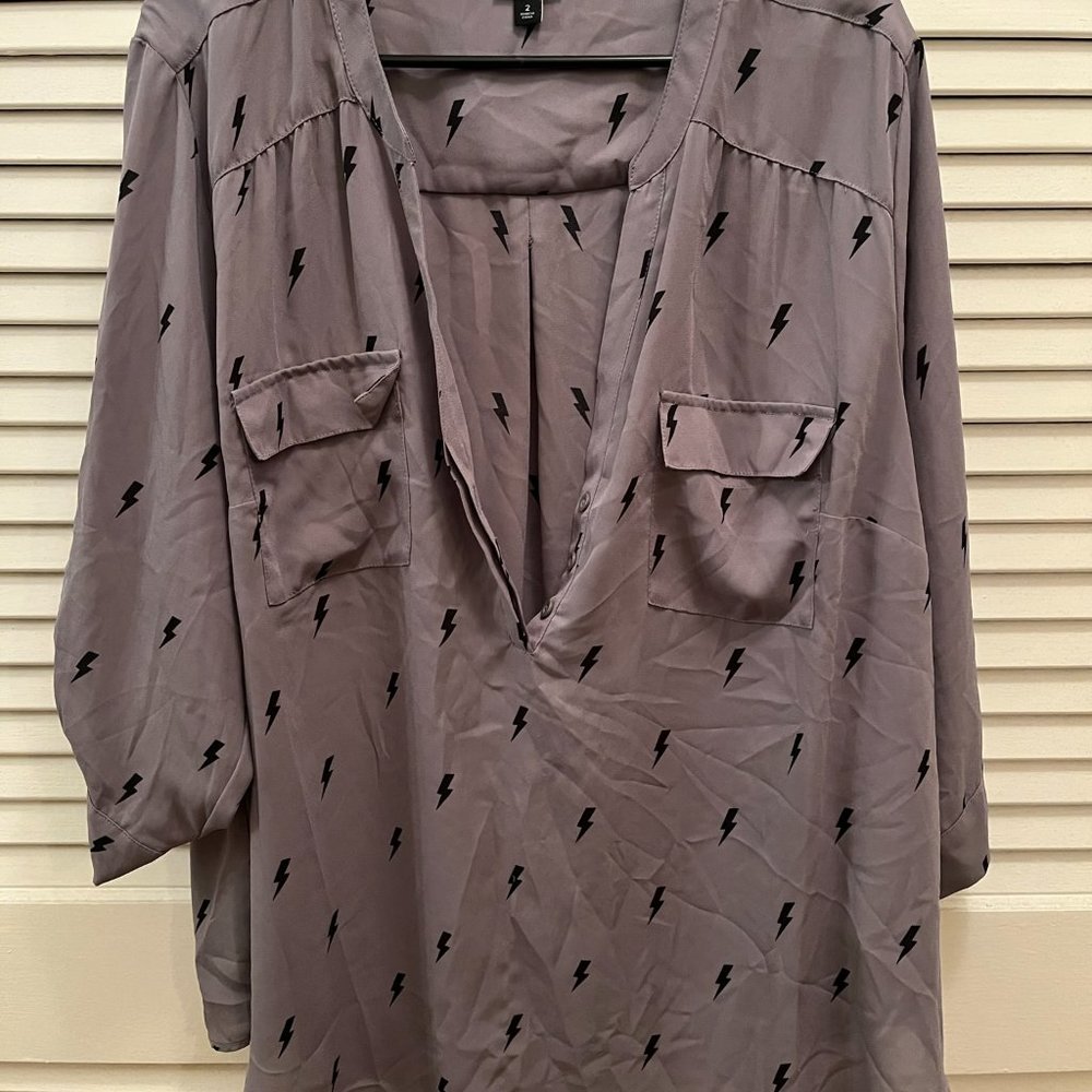Gray Lightning Bolt Shirt, plus size